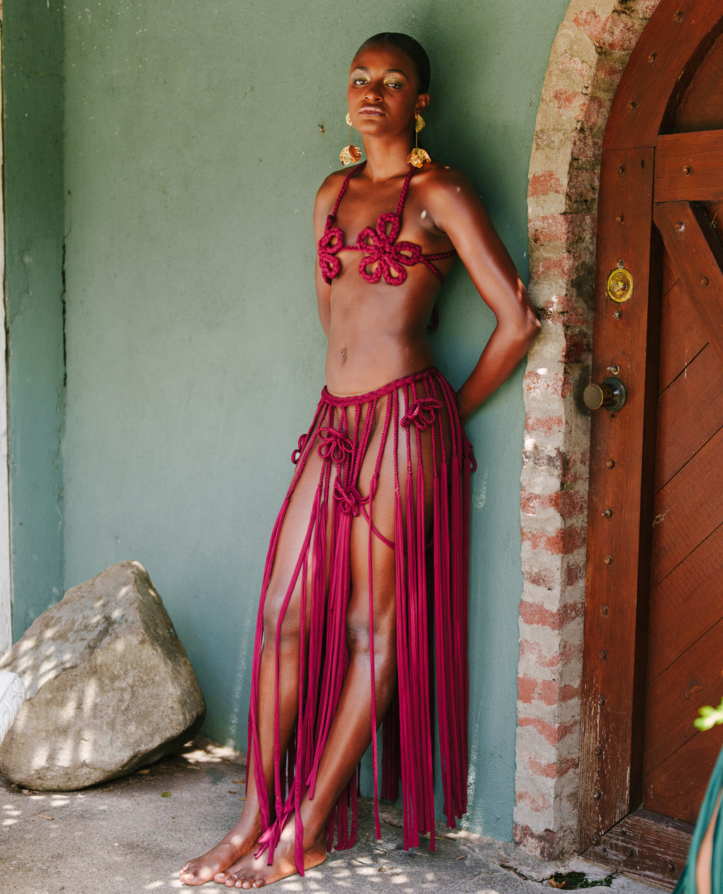 Hibiscus Breastplate X Runaway Fringe Skirt Set